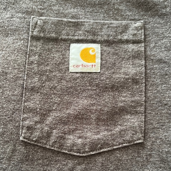 Gently Loved Carhartt Men's Dark Gray Short Sleeve Tee - Picture 2 of 7